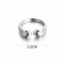 Eternizey™ - Anel Feminino Patas de Gato Eternizadas na Pele