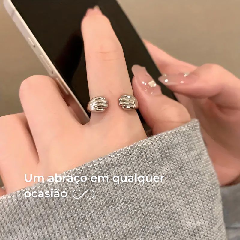 Eternizey™ - Anel Feminino Patas de Gato Eternizadas na Pele